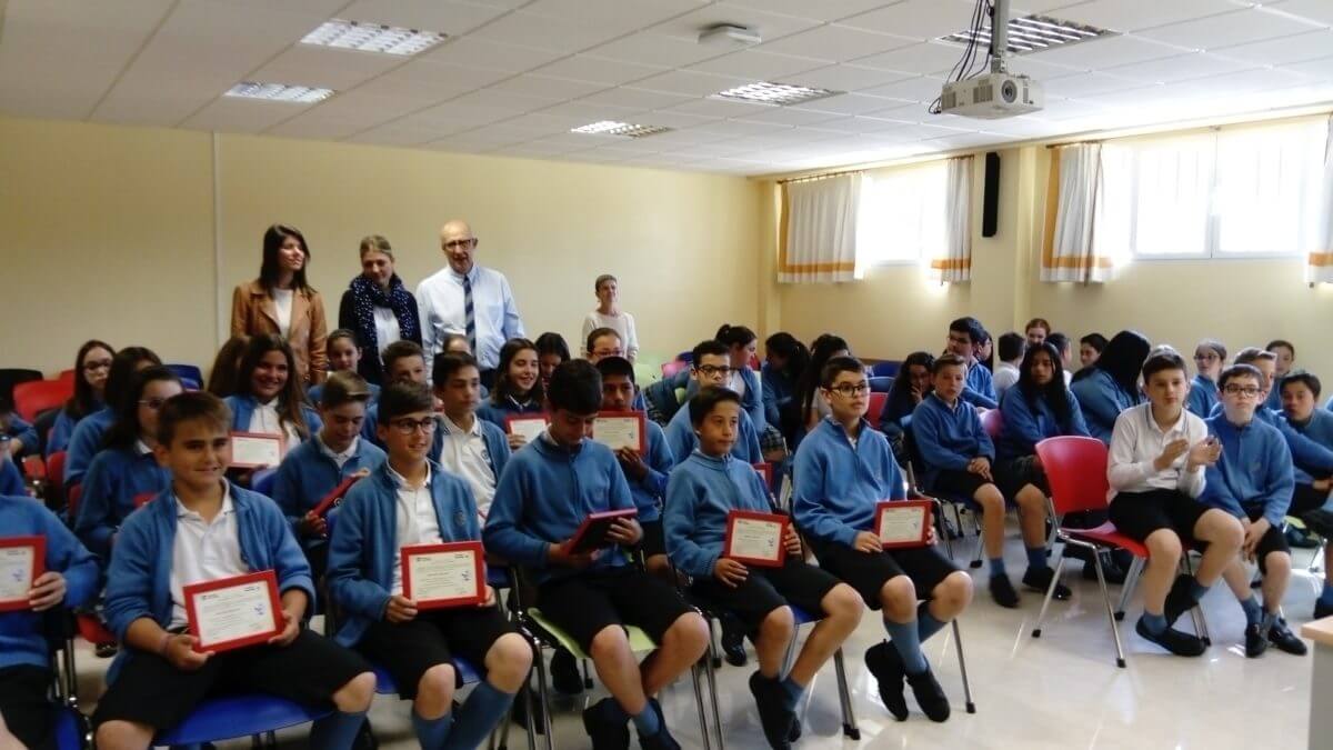 Lee más sobre el artículo Alumnos del colegio ‘Sagrado Corazón’ de Arnedo ganan concurso marca cooperativas escolares