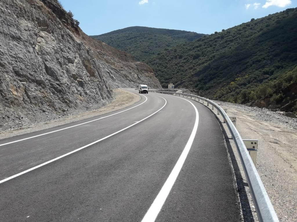 Lee más sobre el artículo Abierta la variante de la LR-115 en la zona de la presa de Enciso