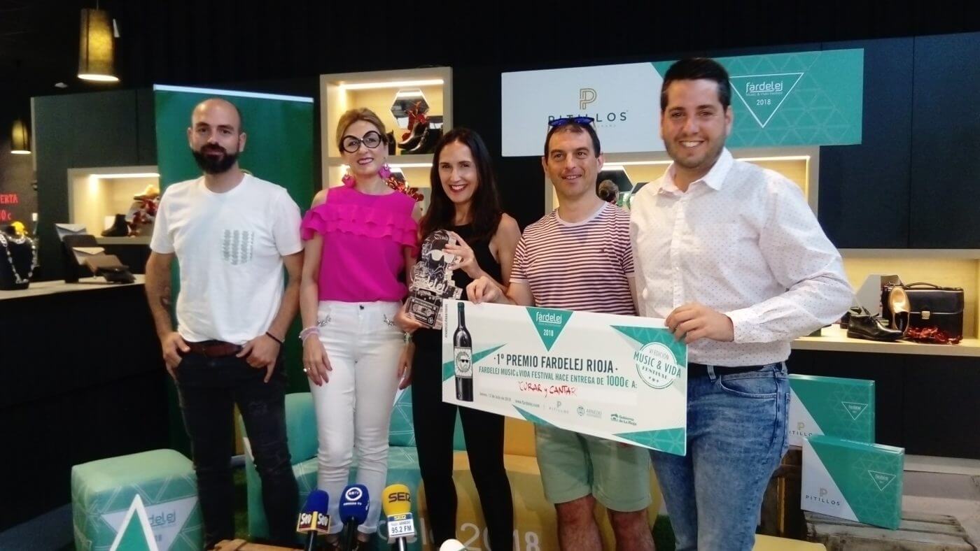 Lee más sobre el artículo El festival Fárdelej entrega el I Premio Fárdelej-La Rioja a la periodista musical Virginia Díaz