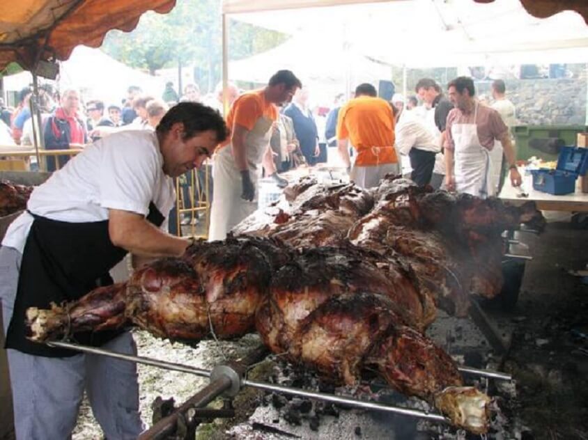 Lee más sobre el artículo Enciso celebra el domingo 7 de octubre la XVII Jornada de la Ternera Asada
