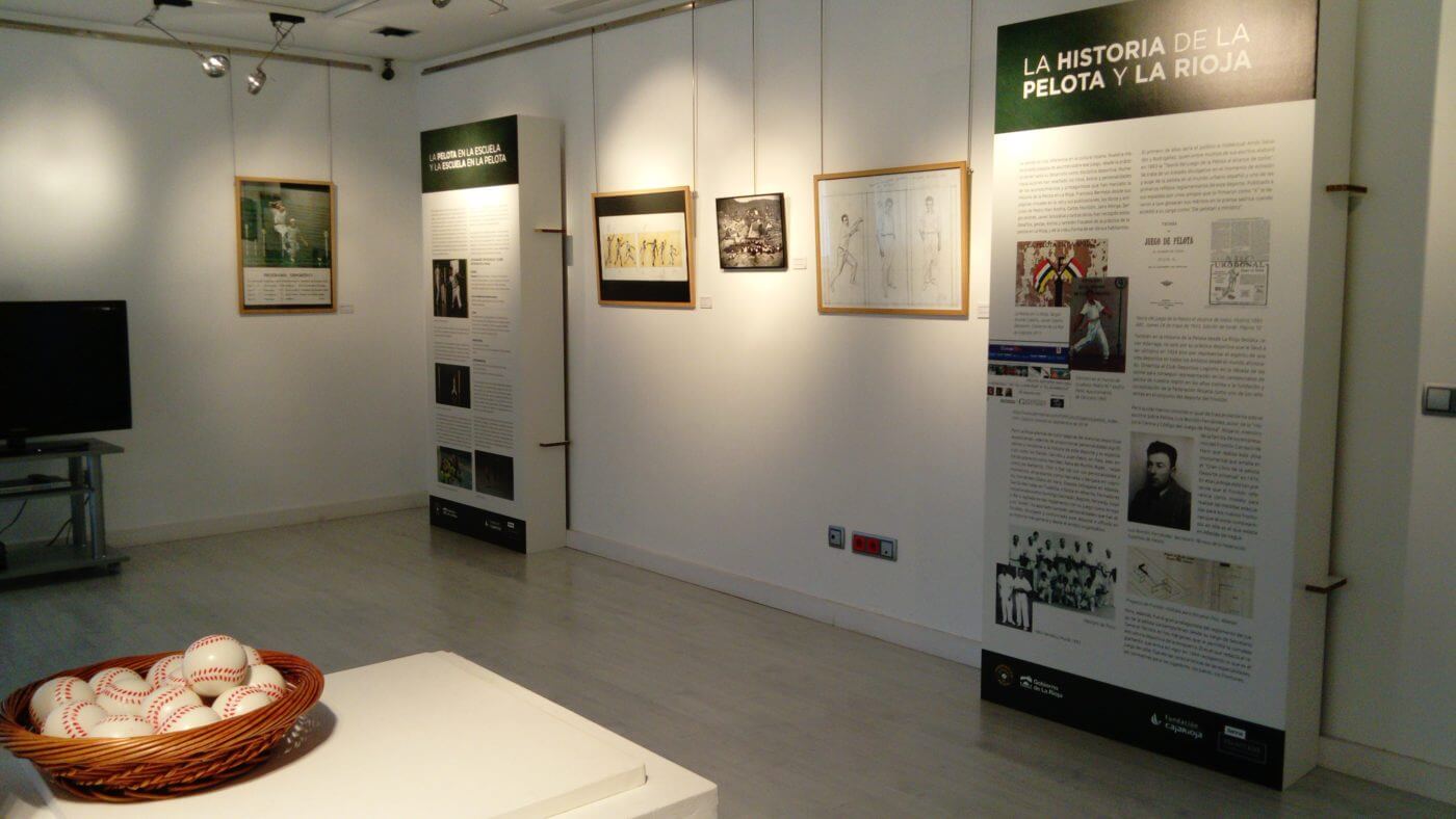 Lee más sobre el artículo La Federación Riojana de Pelota celebra su 75 aniversario con una exposición en Arnedo