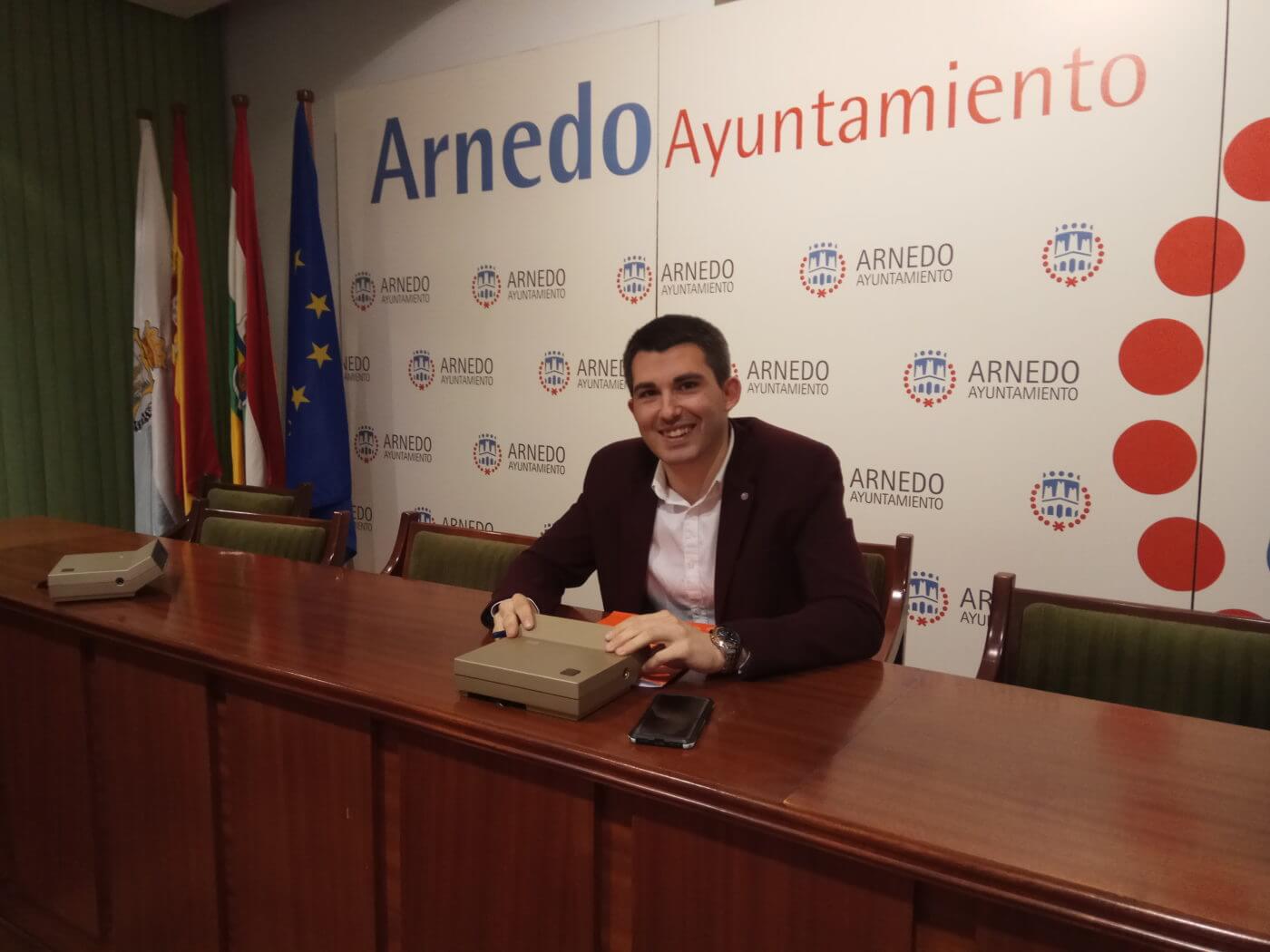 Lee más sobre el artículo La Junta Local cede el Arnedo Arena para que Urdiales, Cayetano y Campos toreen el 23 de marzo