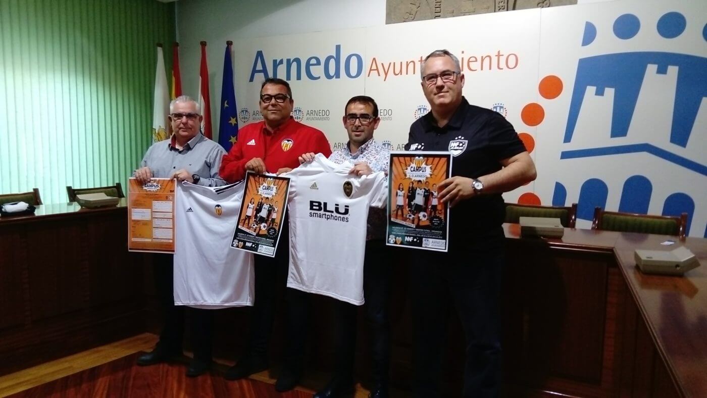 Lee más sobre el artículo El CD Arnedo y el Valencia CF organizan un campus de fútbol entre el 22 y el 26 de abril
