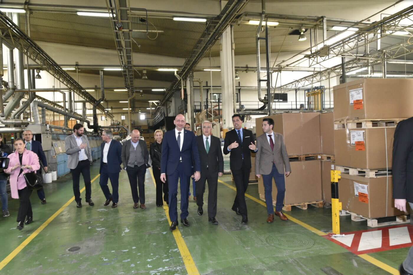 Lee más sobre el artículo Ceniceros visita las instalaciones de la empresa EMKA, que invertirá 5 millones en su ampliación