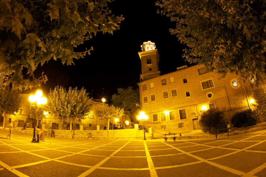 Lee más sobre el artículo La sede de la A.VV. del Casco Antiguo de Calahorra acogerá el 11 de mayo un debate entre los candidatos a la Alcaldía