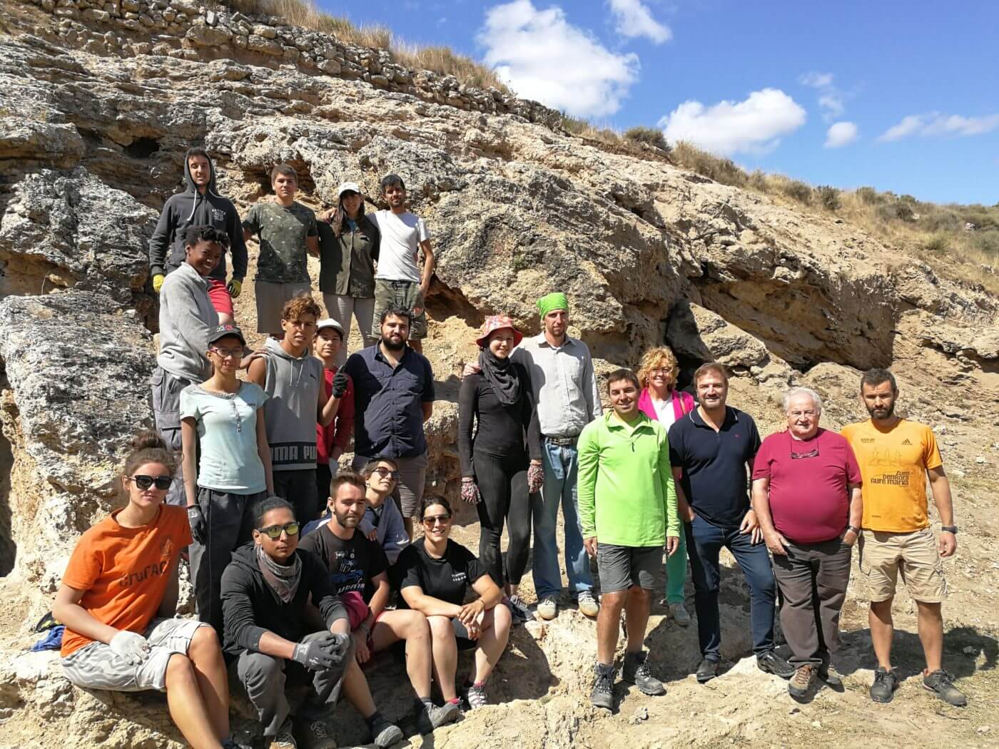 Lee más sobre el artículo Finaliza el segundo turno de los campos de trabajo juvenil en el yacimiento de Contrebia Leucade