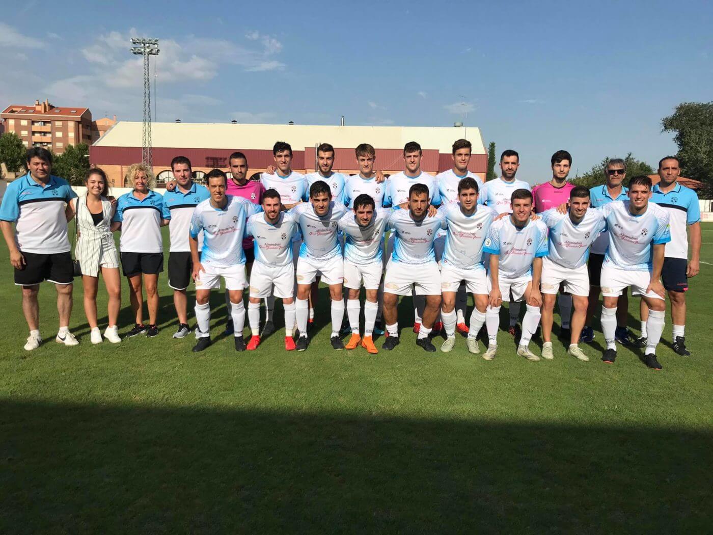 Lee más sobre el artículo CD Arnedo, líder, juega el domingo contra el Villegas