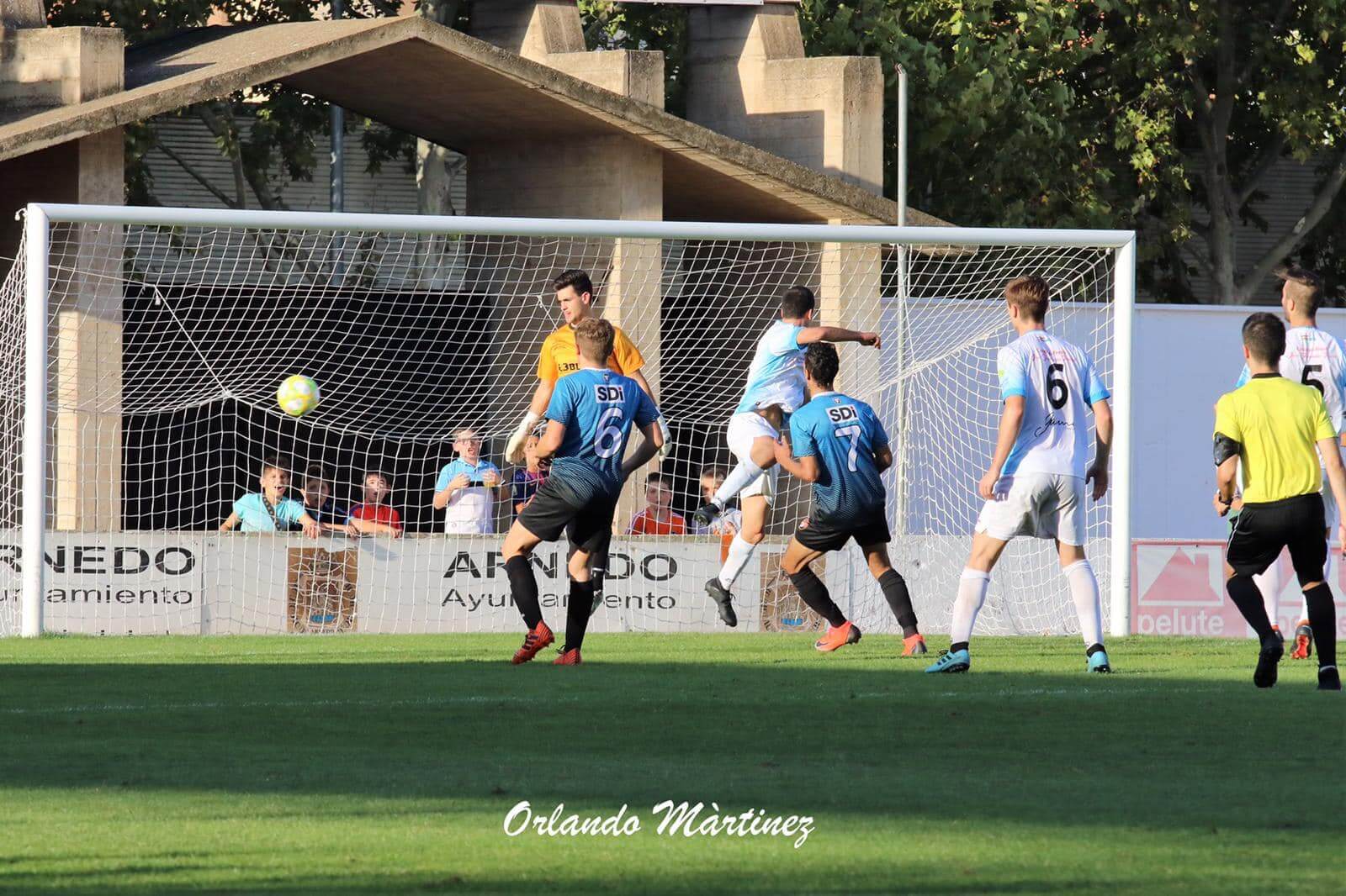 Lee más sobre el artículo CD Arnedo, que sigue segundo en la tabla, jugará el próximo sábado contra el Berceo