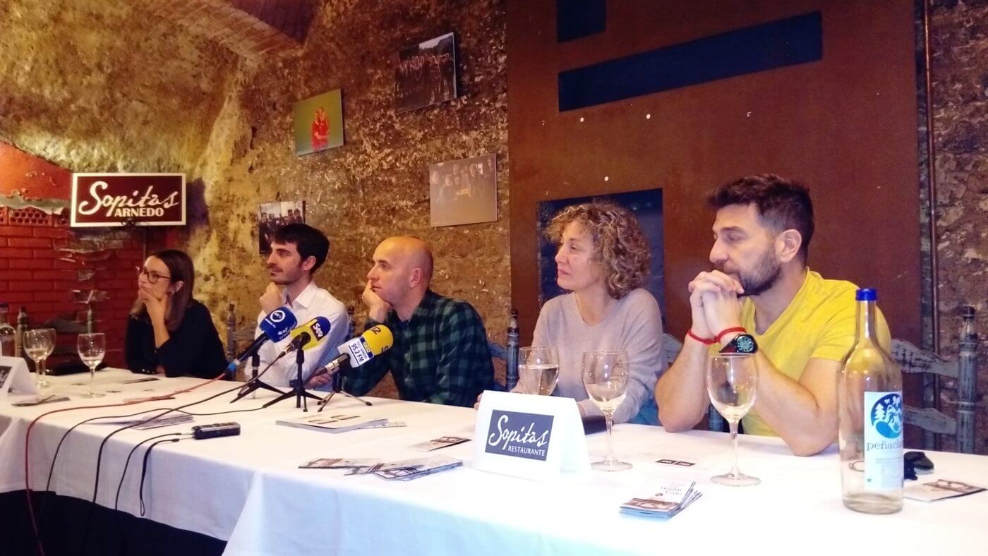 Lee más sobre el artículo «What is love» gana el premio al mejor cortometraje de ficción del ‘Octubre Corto’ de Arnedo en el que consigue triplete «Suc de Síndria»