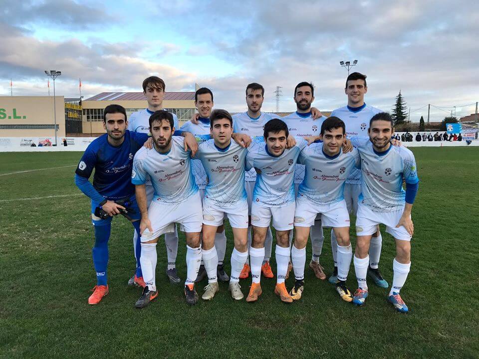 Lee más sobre el artículo El CD Arnedo recibirá el sábado en Sendero al líder, el Varea, tras perder ayer contra el Calahorra B