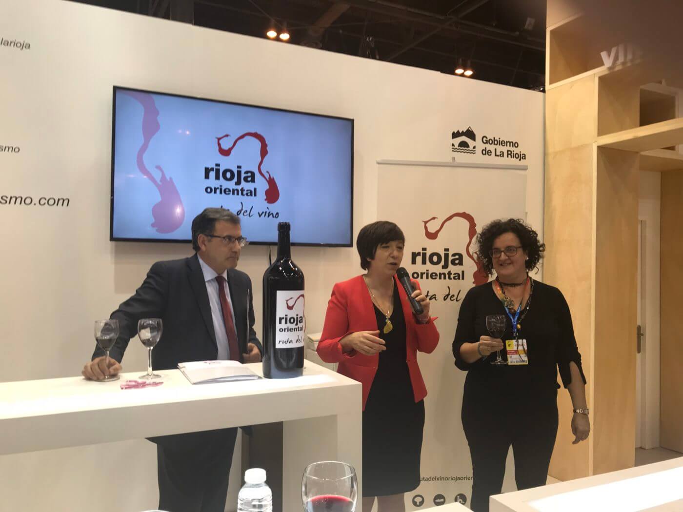 Lee más sobre el artículo La Ruta del Vino de Rioja Oriental realizará dos presentaciones en FITUR el próximo 22 de enero