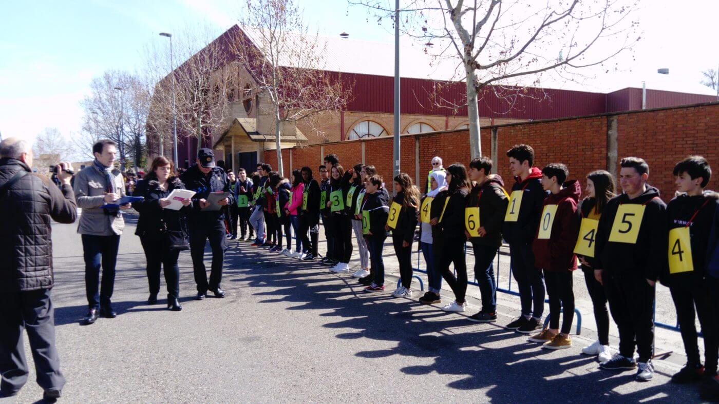 Lee más sobre el artículo El IES Celso Díaz no logra el récord Guiness del número Pi pero lo volverá a intentar más adelante
