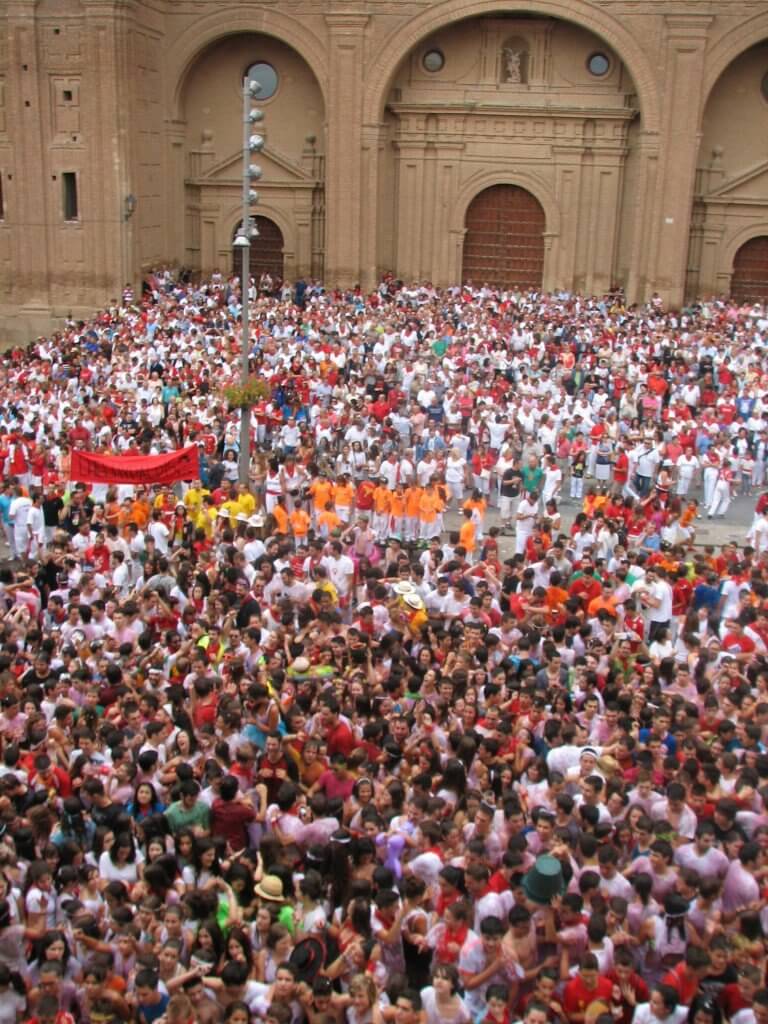 Lee más sobre el artículo La concejala de Festejos de Alfaro ve «muy complicado» que se puedan celebrar las fiestas de agosto
