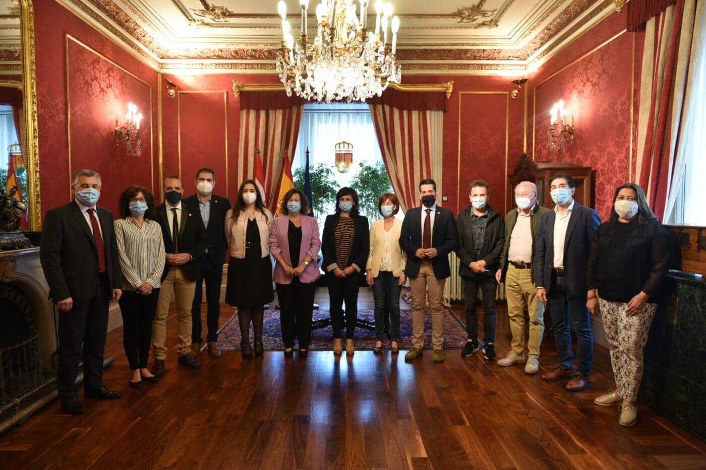Lee más sobre el artículo El Gobierno de La Rioja y diez ayuntamientos, entre ellos el de Arnedo, firman los convenios para programas de Servicios Sociales