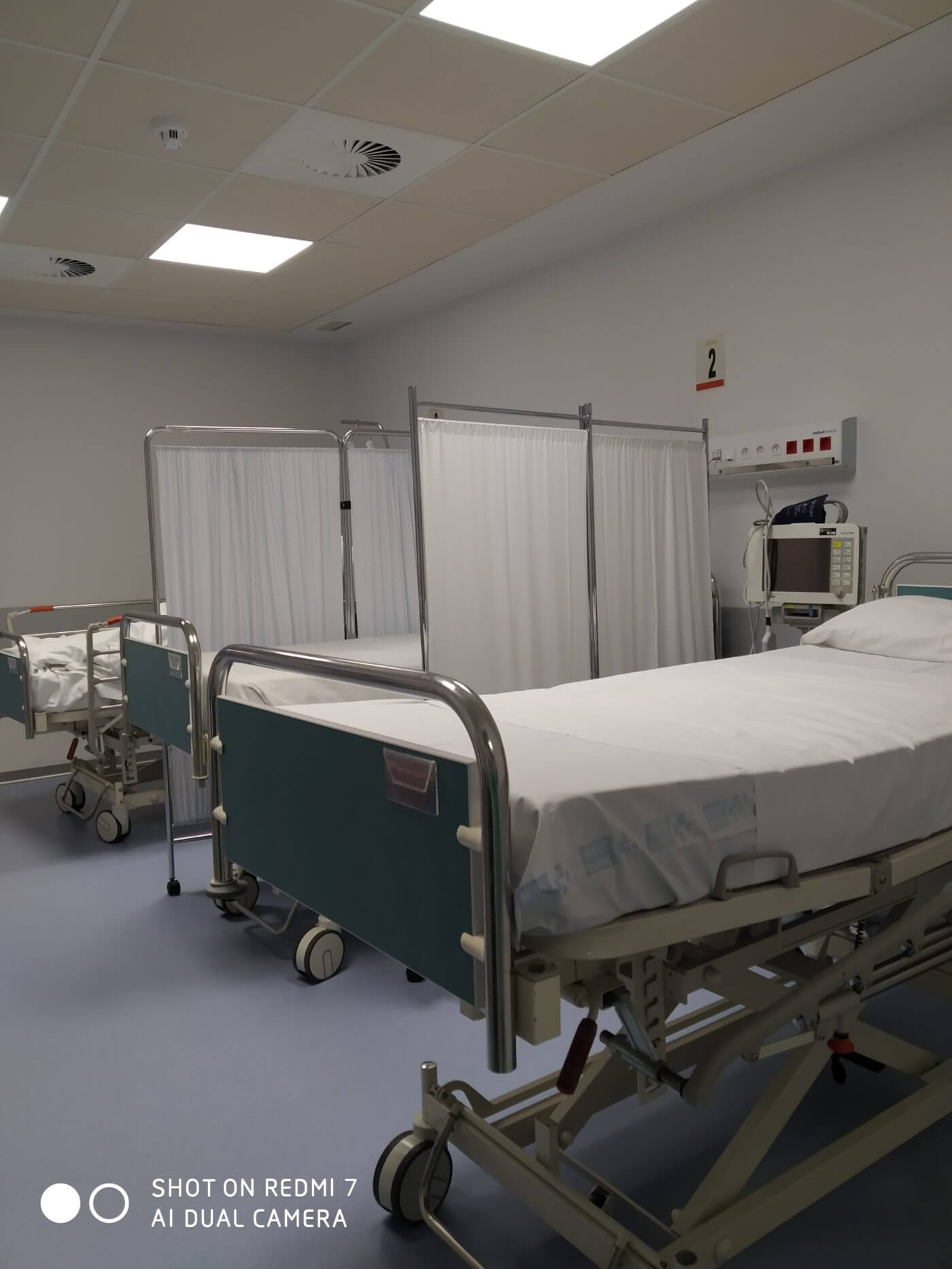 Lee más sobre el artículo El servicio de Urgencias de FHC ha afrontado la pandemia de Covid-19 hacinado pese a disponer de nuevos espacios