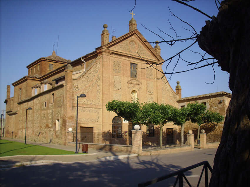 Lee más sobre el artículo La Asociación Amigos de la Historia de Calahorra solicita la permanencia de los Padres Carmelitas e insta al resto de colectivos a que apoyen esta petición