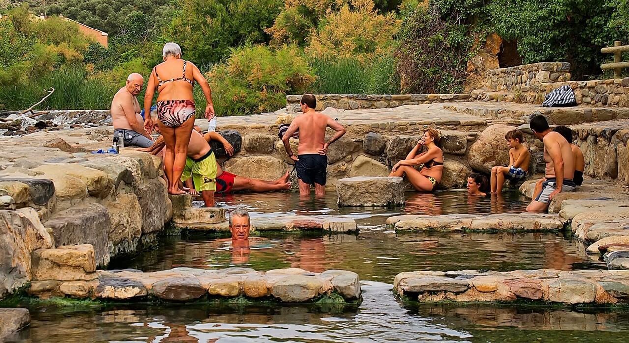 Lee más sobre el artículo La CHE decreta el cierre provisional de las pozas termales de Arnedillo para evitar contagios de coronavirus