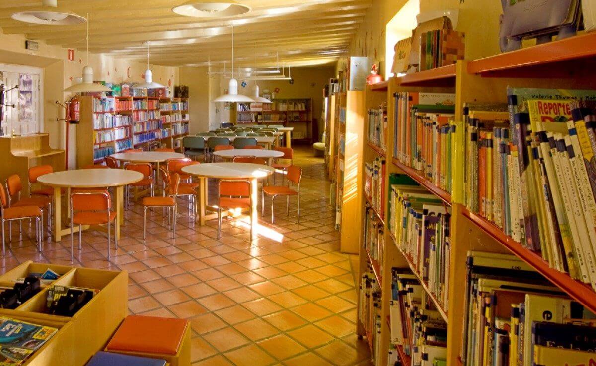 Lee más sobre el artículo La Biblioteca Municipal de Arnedo retoma su horario de tarde con el mismo protocolo de seguridad establecido durante el verano