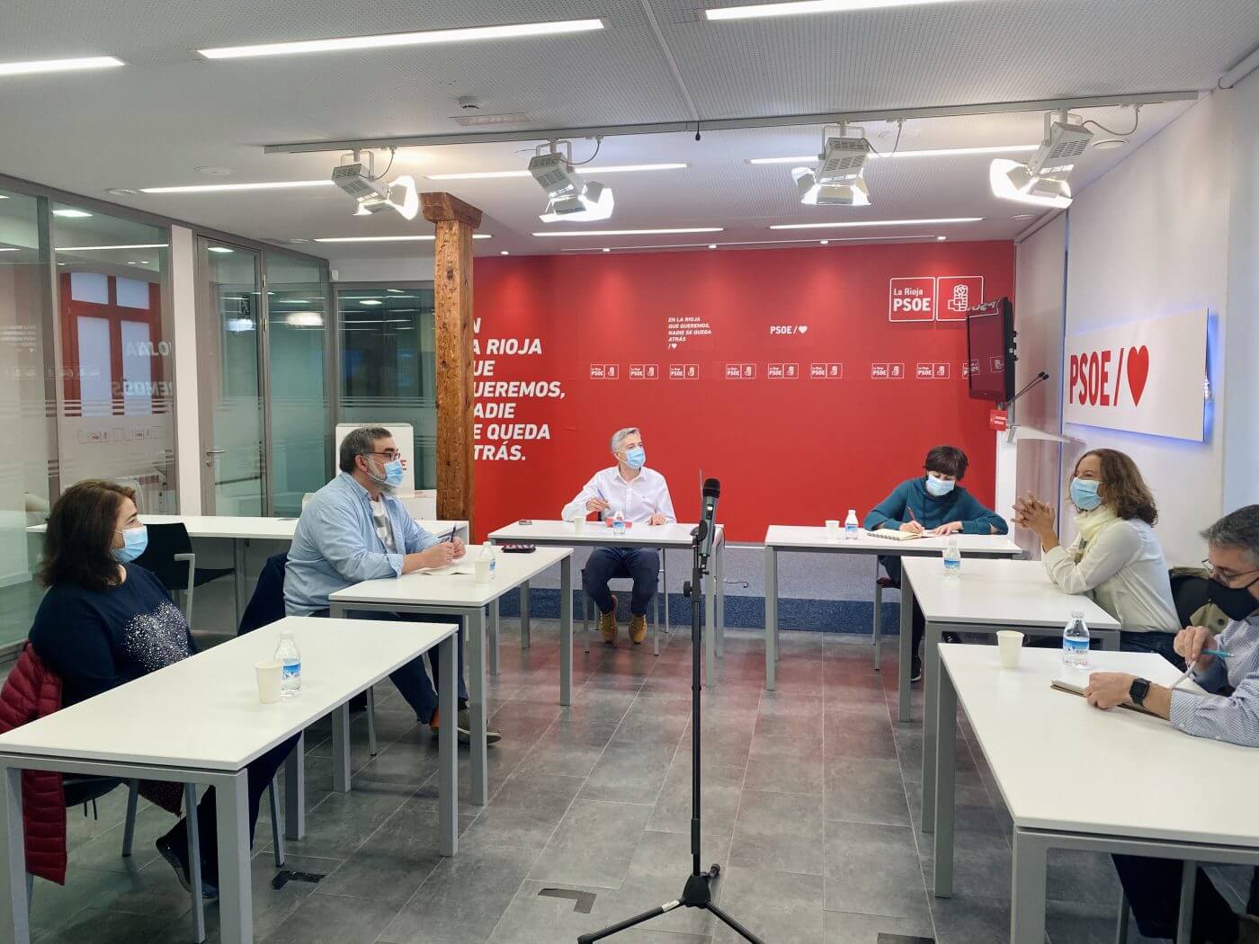 Lee más sobre el artículo Ocón (PSOE) asegura que la integración del Hospital de Calahorra en el SERIS se llevará al Parlamento antes de que finalice el año