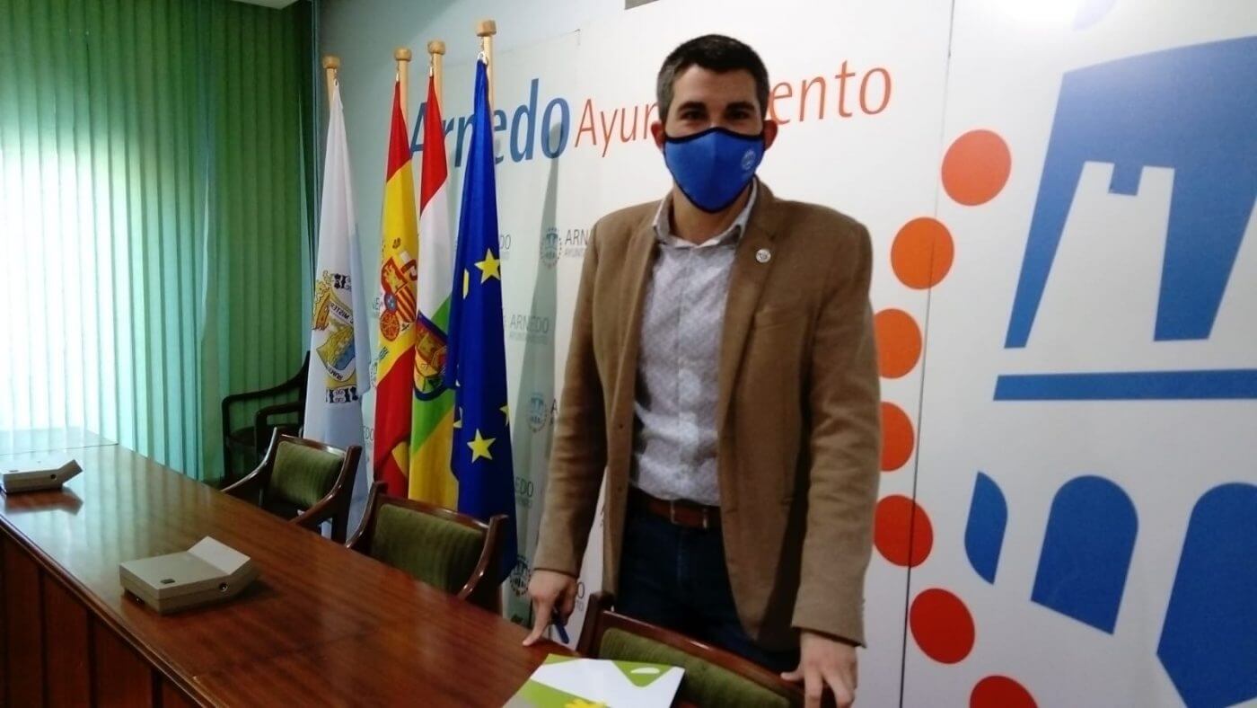 Lee más sobre el artículo Domínguez afirma que seguir mejorando los recursos turísticos es la mejor publicidad que se puede hacer de Arnedo