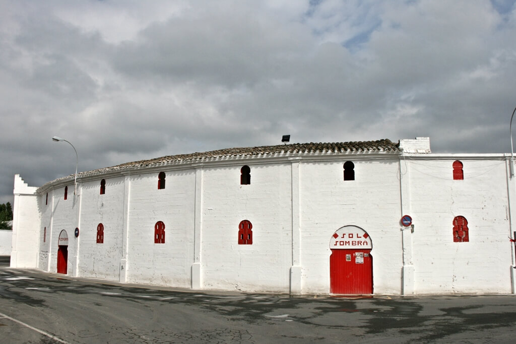 Lee más sobre el artículo El Ayuntamiento de Alfaro trabaja para organizar el recibimiento a los Reyes Magos en la plaza de toros