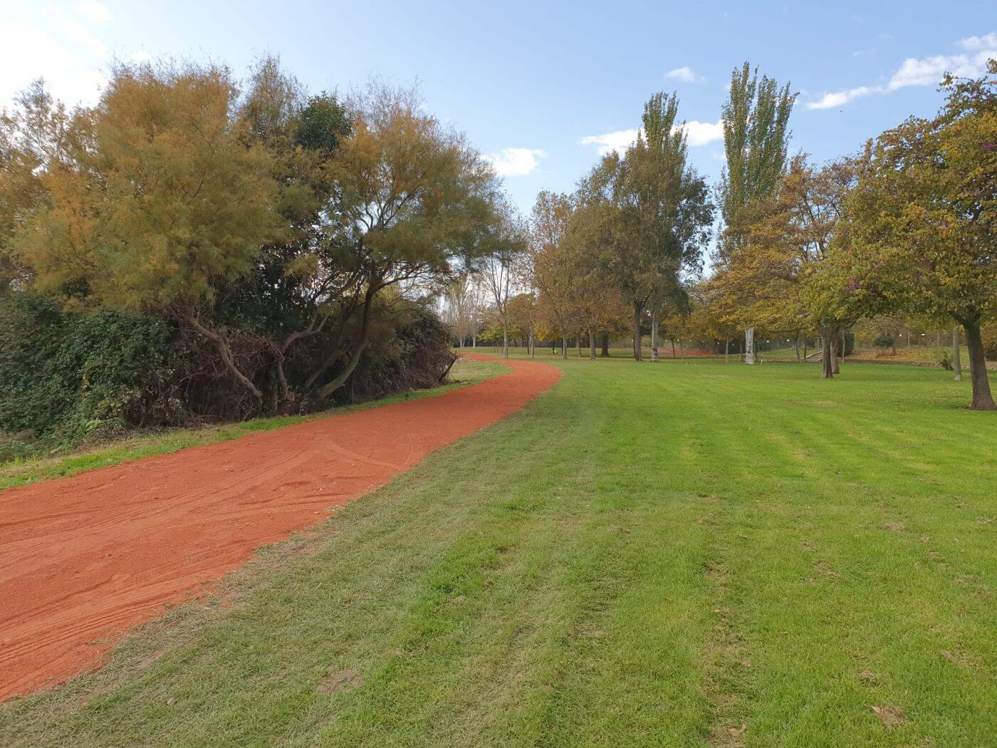 Lee más sobre el artículo El Ayuntamiento de Calahorra invierte 16.728 euros en la reparación de los caminos del parque del Cidacos