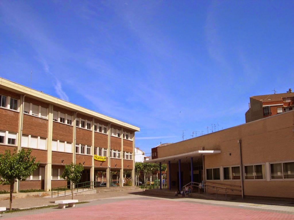 Lee más sobre el artículo El Ayuntamiento de Calahorra mejorará la calefacción y ampliará el rocódromo-bulder del colegio Quintiliano