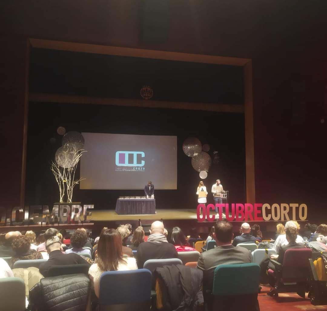 Lee más sobre el artículo ‘Lake of happiness’, premio al mejor cortometraje y mejor dirección del 22 festival de cine ‘Octubre Corto’
