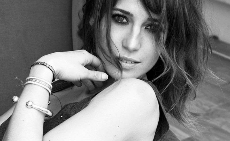 Lee más sobre el artículo La actriz Marta Etura, que no podrá estar en Arnedo, participará este domingo 20 de diciembre en una charla coloquio online del ‘Octubre Corto’
