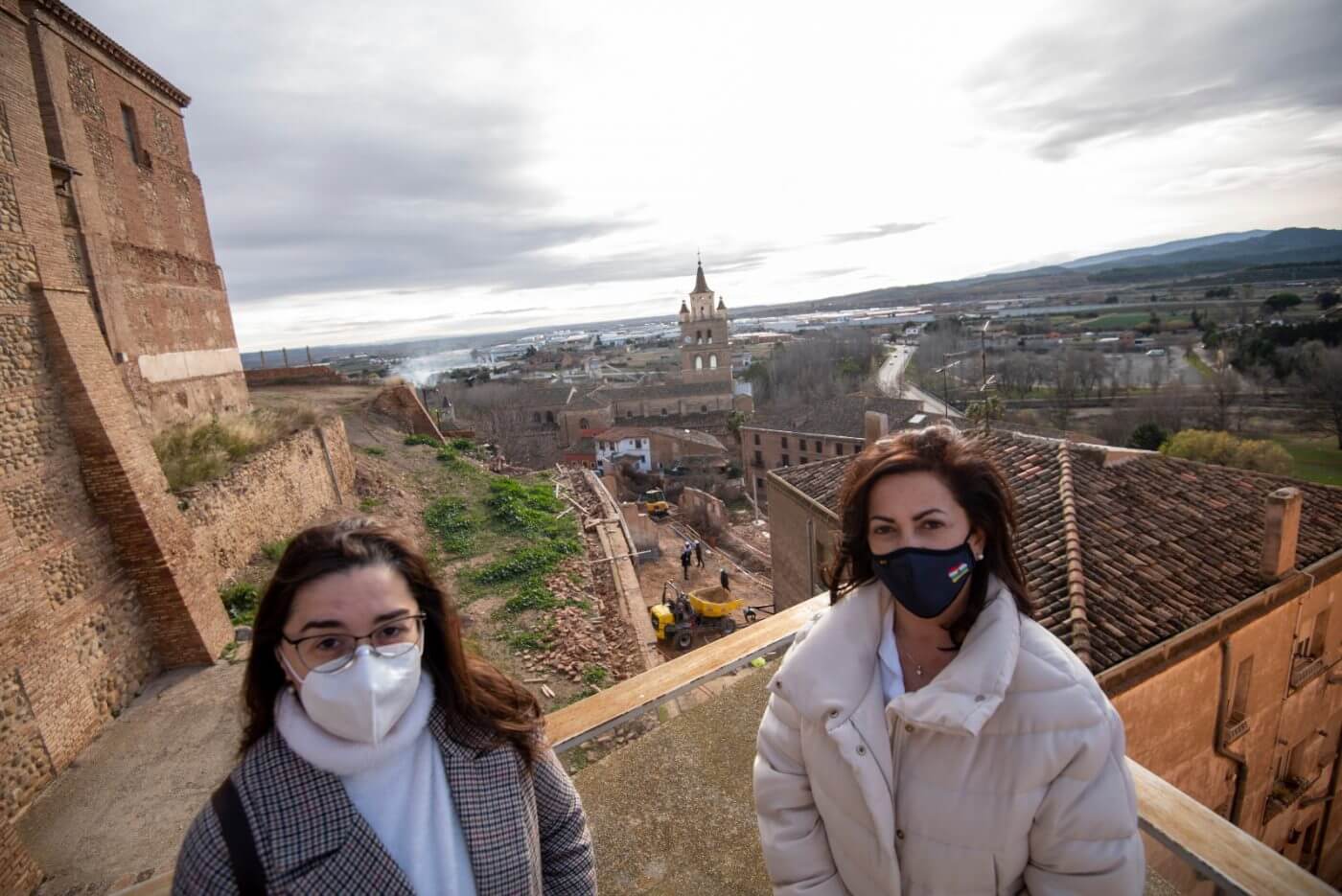 Lee más sobre el artículo La presidenta Andreu visita las obras de restauración del patrimonio histórico artístico de Calahorra