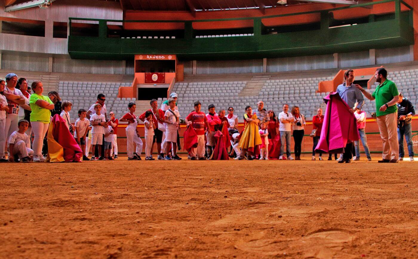Lee más sobre el artículo Un centenar de socios integran el Círculo Jóvenes Taurinos de Arnedo, la nueva sección juvenil del Club Taurino Arnedano