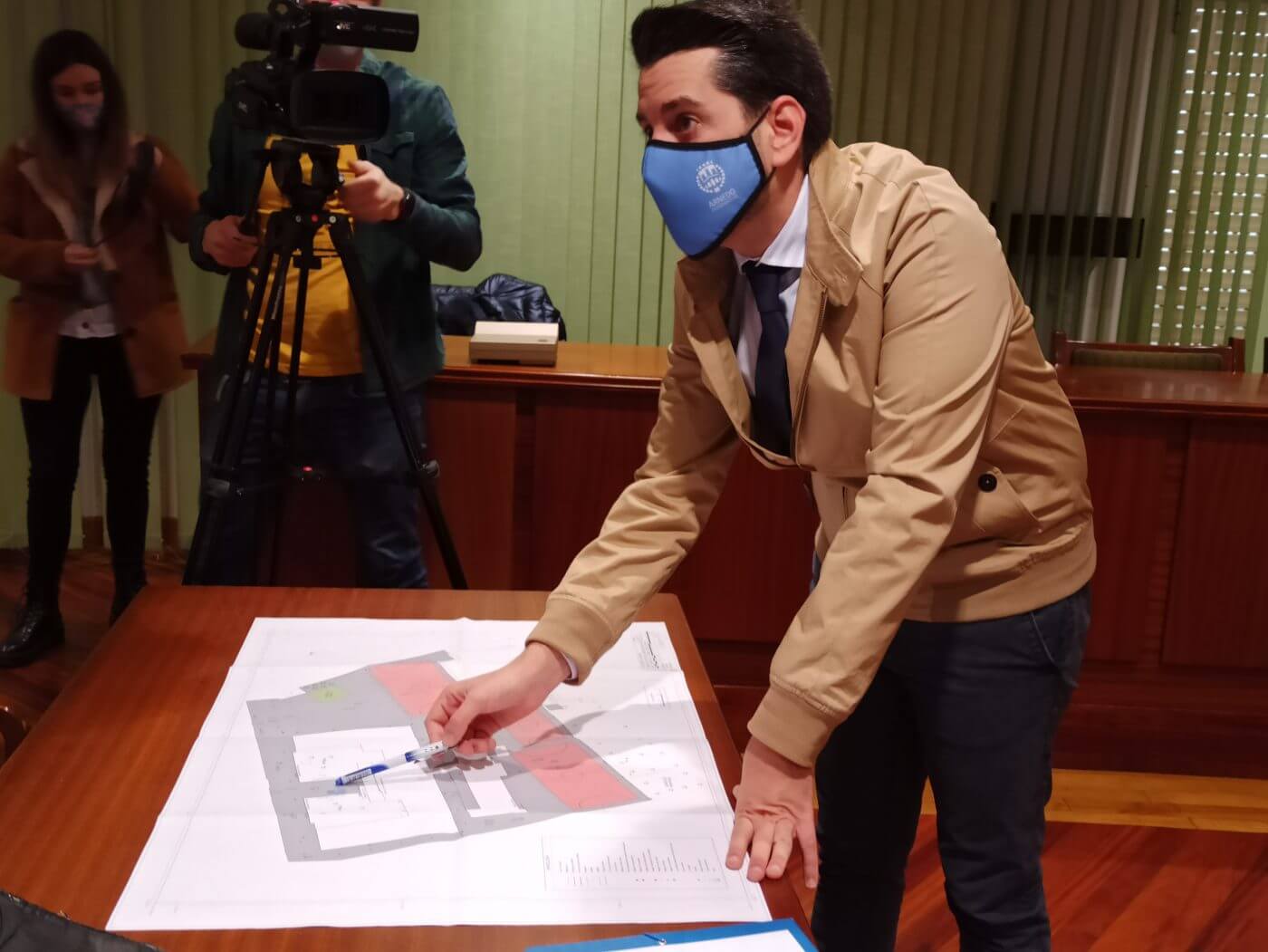 Lee más sobre el artículo Las obras de reforma de los patios del CEIP Antonio Delgado Calvete comenzarán el próximo mes de junio con un plazo de ejecución de cuatro meses