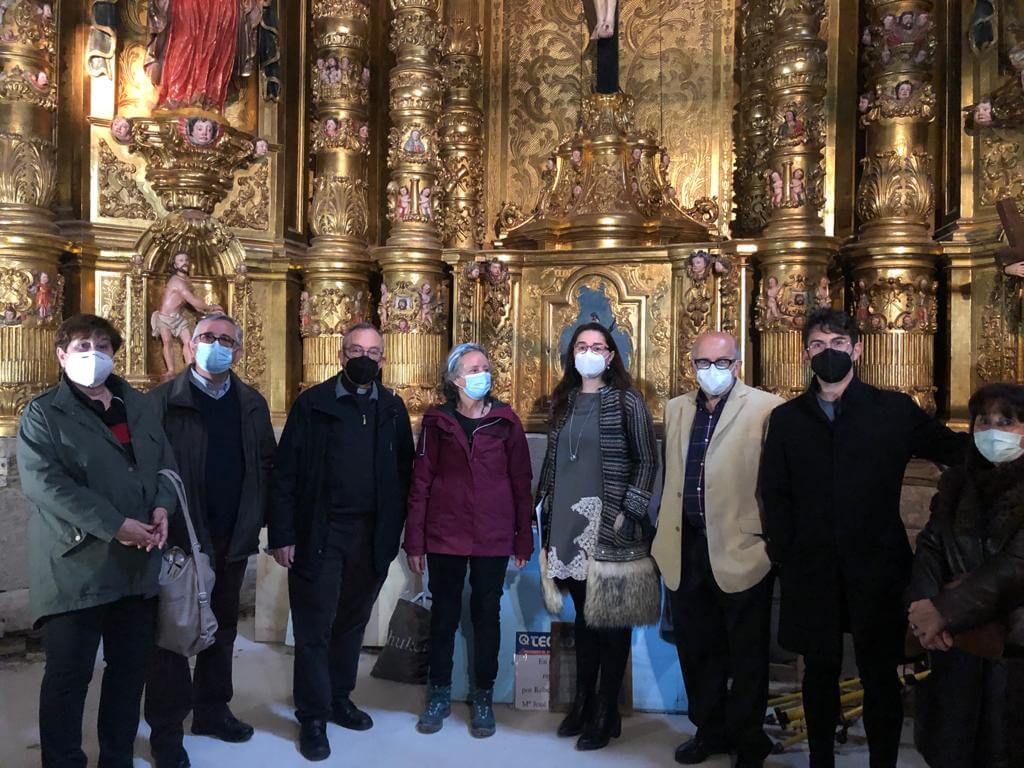 Lee más sobre el artículo El ayuntamiento de Calahorra financia con 10.000 euros las obras de restauración del retablo del Cristo de la Pelota llevadas a cabo por Amigos de la Catedral
