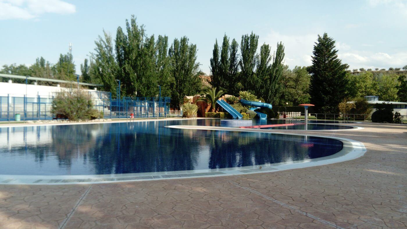 Lee más sobre el artículo El alcalde de Arnedo afirma que se están preparando las piscinas municipales para su apertura en junio