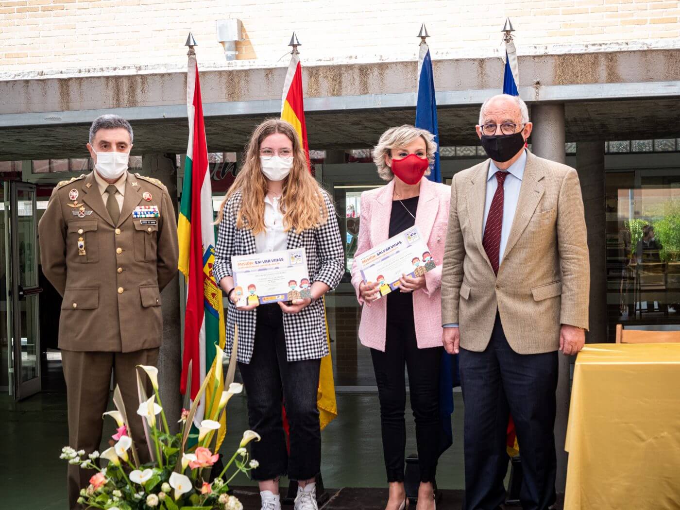 Lee más sobre el artículo La alumna Malena Delgado, del CEO ‘Villa de Autol’, recibe el premio provincial del concurso ‘Carta a un militar español’