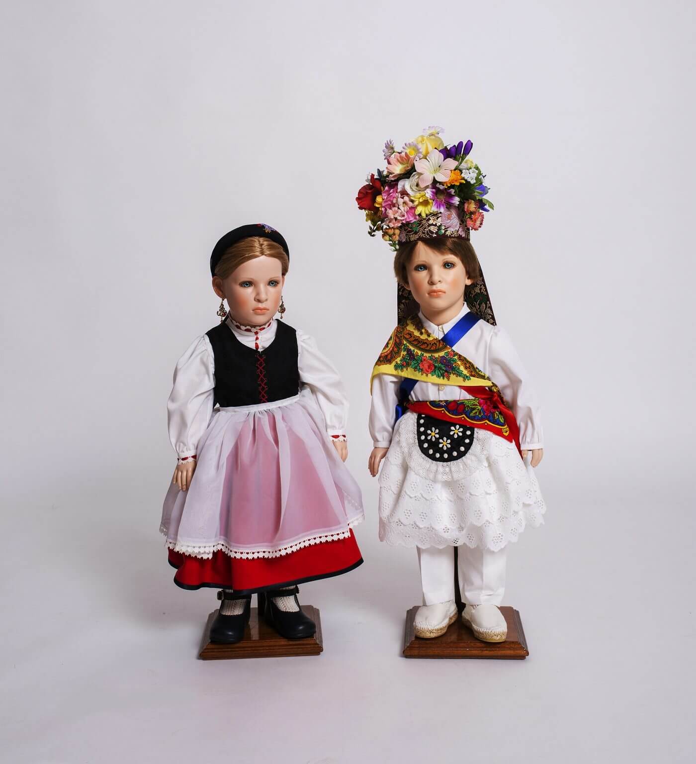 Lee más sobre el artículo El Museo de la Romanización de Calahorra acoge una exposición sobre indumentaria tradicional de La Rioja