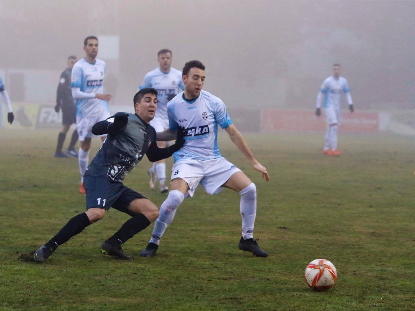 Lee más sobre el artículo El CD Arnedo de Tercera División llega al parón navideño afianzado como líder del grupo XVI