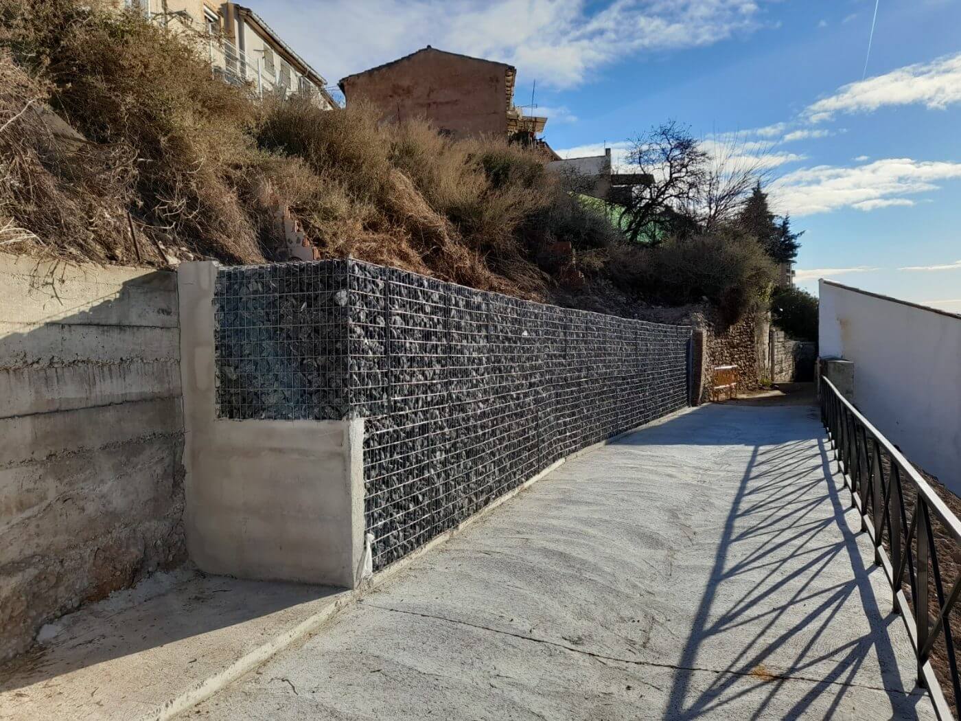 Lee más sobre el artículo Finalizadas las obras de reparación en la calle del Caño de Calahorra