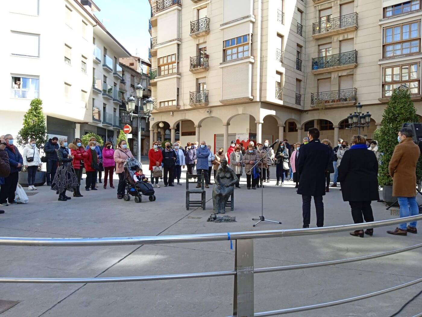 Lee más sobre el artículo Arnedo se suma a las concentraciones de apoyo al pueblo ucraniano convocadas por la FEMP