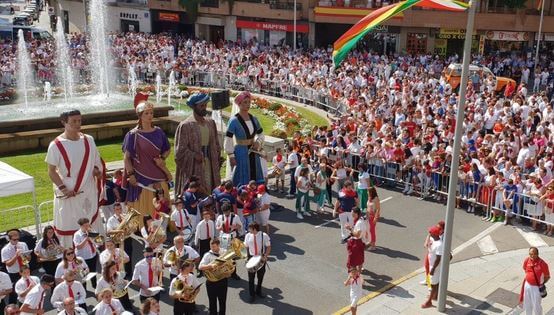 Lee más sobre el artículo El Ayuntamiento de Calahorra convoca el concurso del cartel anunciador de las fiestas patronales de agosto de 2022 y marzo de 2023