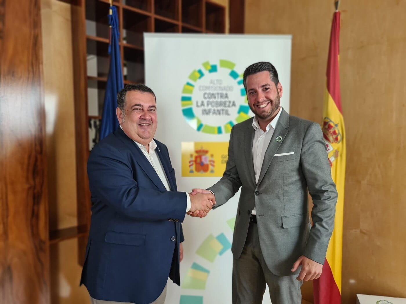 Lee más sobre el artículo El ayuntamiento de Arnedo firma su adhesión a la Alianza País Contra la Pobreza Infantil