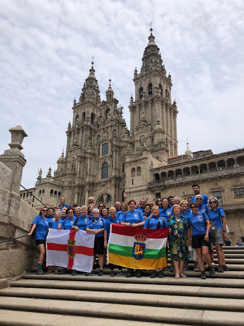 Lee más sobre el artículo José Joaquín Catalán y la Asociación de Peregrinos del Señor Santiago de Galicia nombrados Calagurritanos de Honor