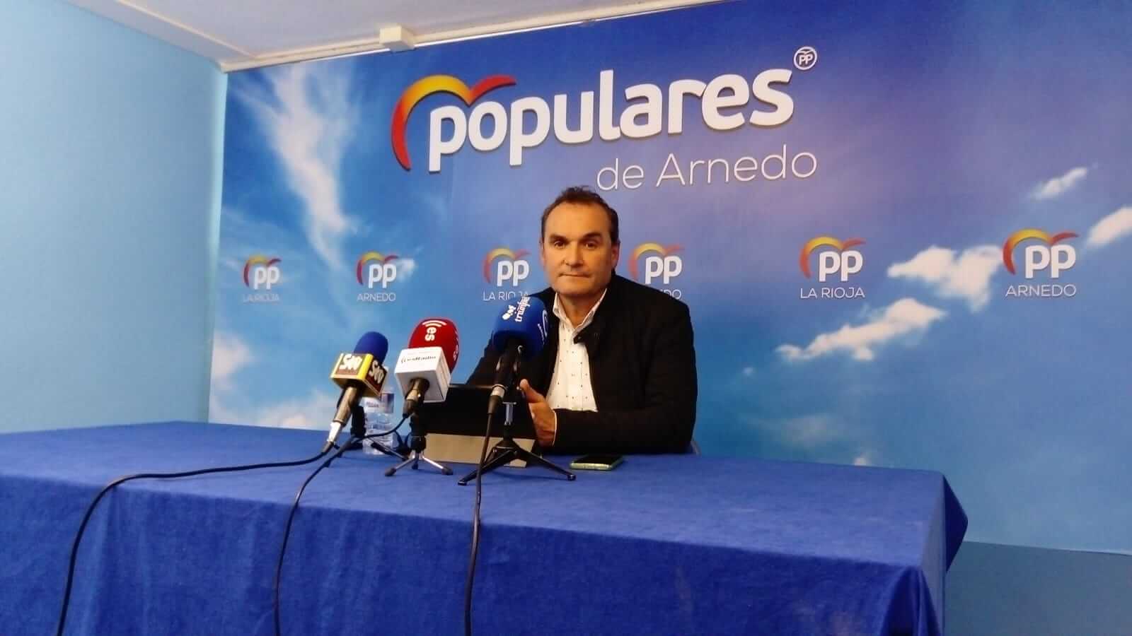 Lee más sobre el artículo El PP de Arnedo propone que los Presupuestos Municipales de 2023 incluyan incremento de la subvención a Cáritas e instalación de césped artificial en Sendero