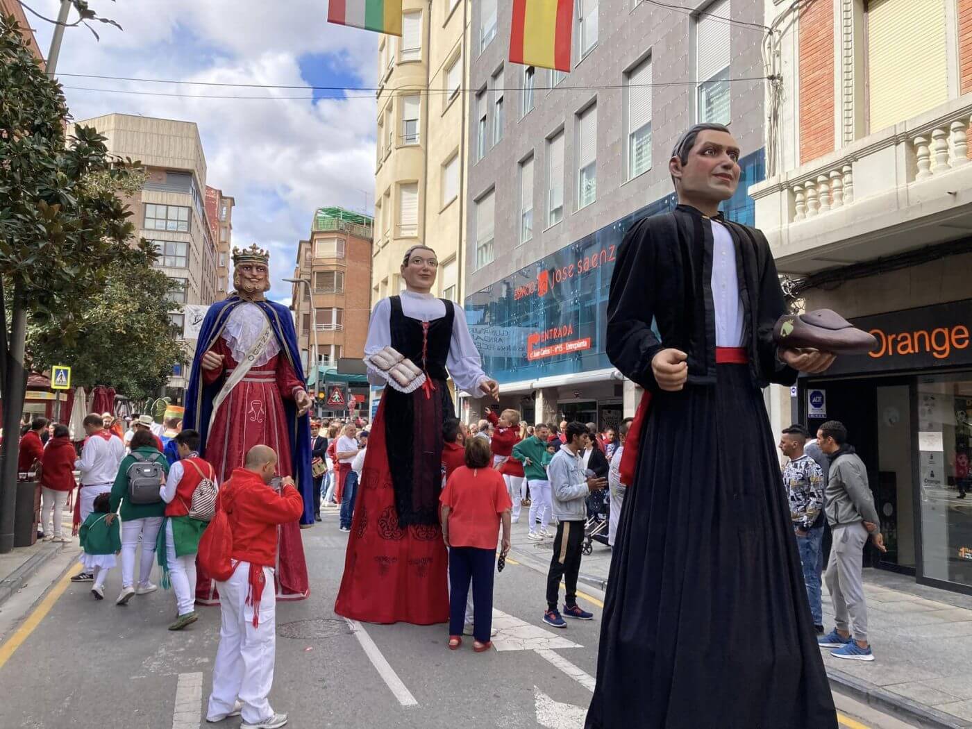 Lee más sobre el artículo La concejala de Festejos de Arnedo hace un balance muy positivo de las fiestas de ‘San Cosme y San Damián’