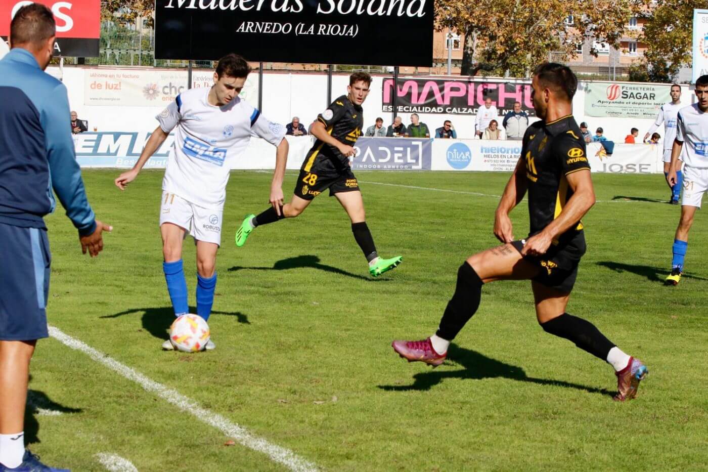 Lee más sobre el artículo El CD Arnedo sigue haciendo historia y pasa a la segunda ronda de la Copa del Rey tras ganar en los penaltis al Atlético Baleares