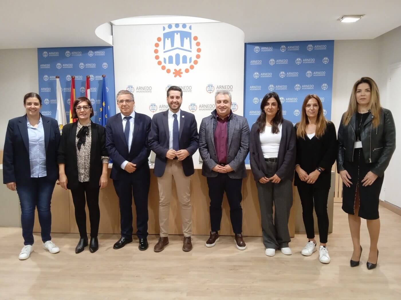Lee más sobre el artículo Ymca y el ayuntamiento, con la colaboración de tres empresas arnedanas, ponen en marcha en Arnedo una formación de operario de producción de calzado