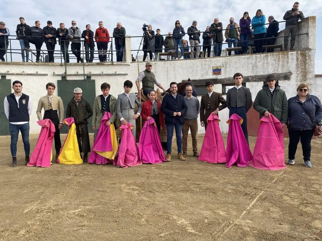 Lee más sobre el artículo El Consejo Sectorial Taurino de Arnedo convoca el ‘Bolsín Taurino Zapato de Plata’ para el 11 y 12 de febrero en Guarromán (Jaén)
