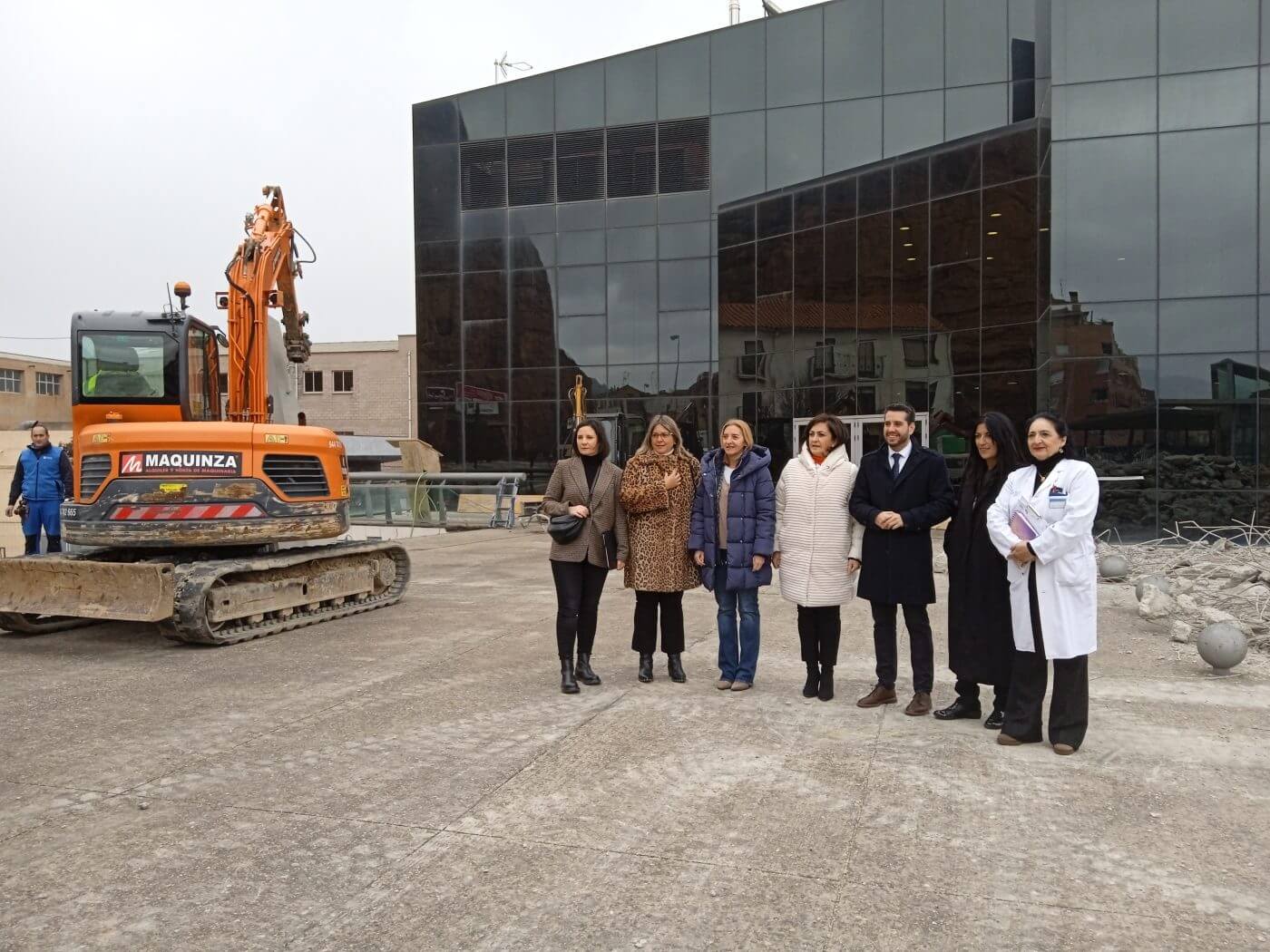 Lee más sobre el artículo El ayuntamiento de Arnedo volverá a pedir a la Consejería la cesión del edificio acristalado negro del centro de salud