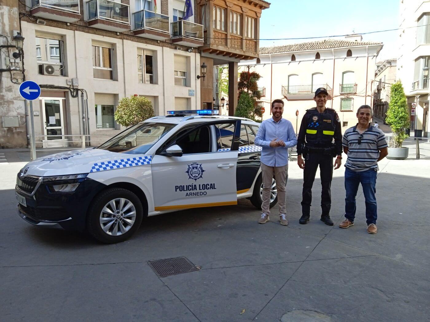 Lee más sobre el artículo El ayuntamiento de Arnedo adquiere mediante renting un nuevo vehículo policial