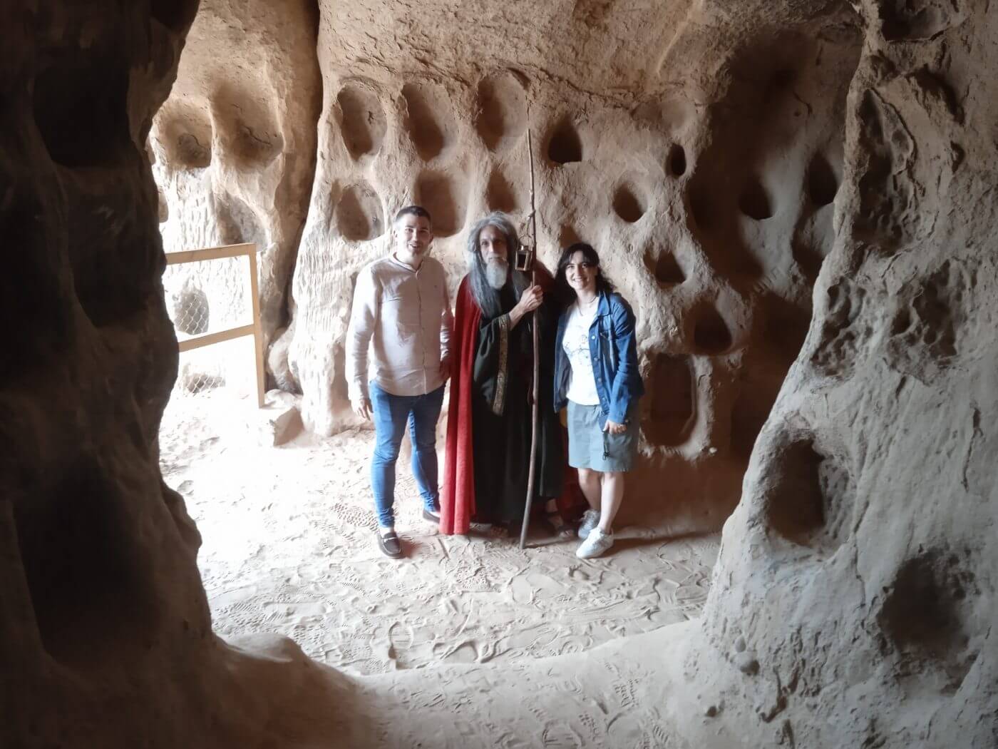 Lee más sobre el artículo La quinta edición de las Rutas Teatralizadas de Arnedo tendrá como protagonista las Cuevas de los Cien Pilares